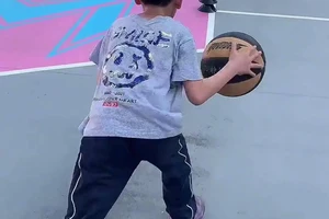 篮球训练学习都好辛苦